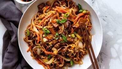 Beef chow main