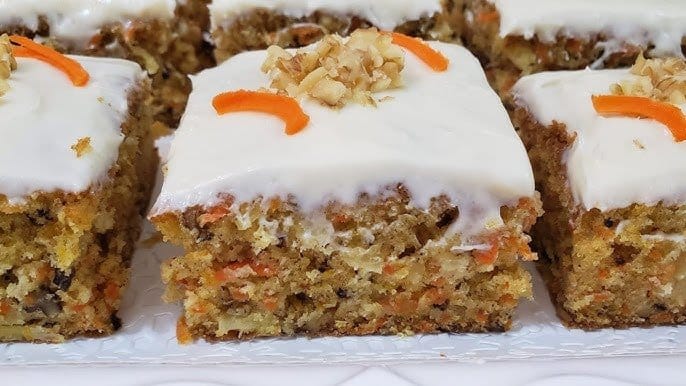 كيك الجزر والأناناس