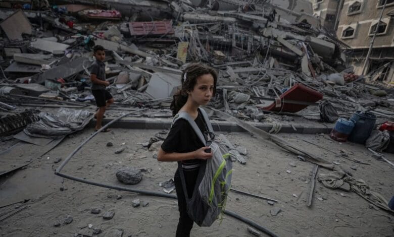 حكايات حلم وألم بين أنقاض العدوان