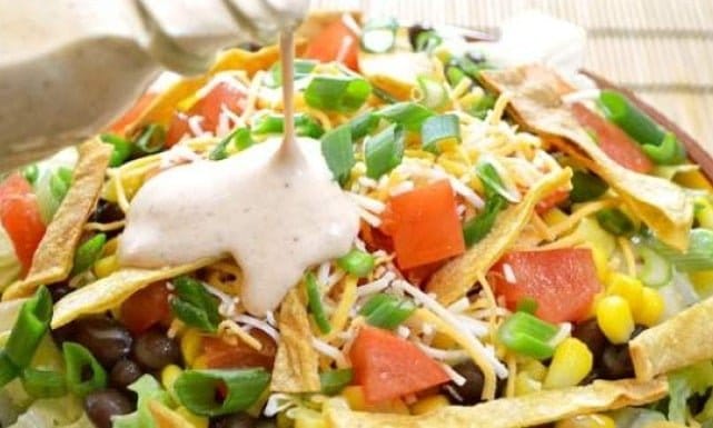 سلطة تاكو دوريتوس