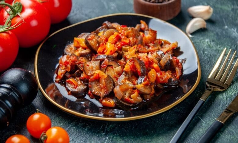 وصفة اليوم من "صحتي بصحني" مع هدى منذر ... "مسقعة الباذنجان اللبنانية"