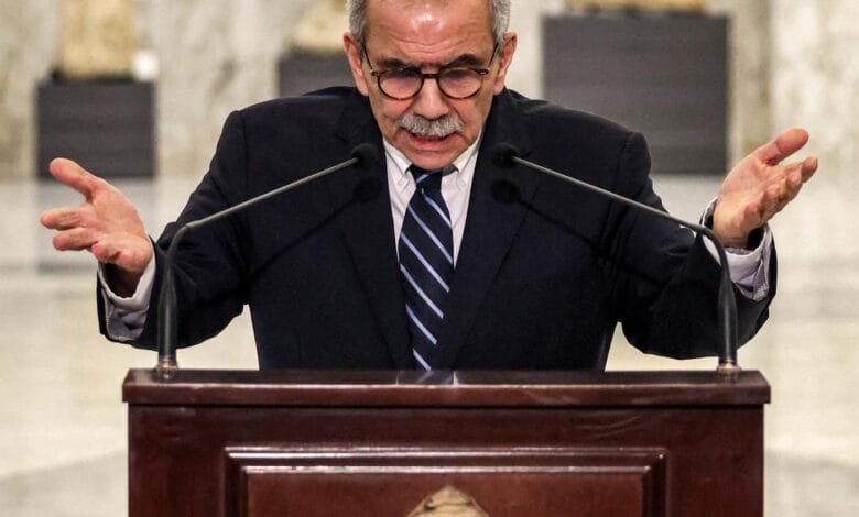 نواف سلام بكفيكم