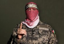 من هو أبو عبيدة 'صوت القسام'؟